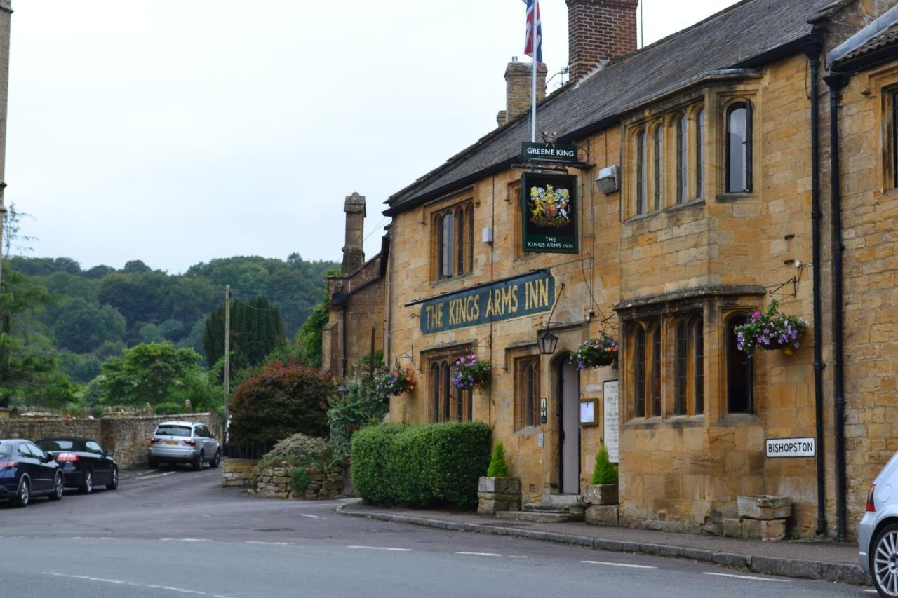 The Kings Arms Inn Montacute Dış mekan fotoğraf