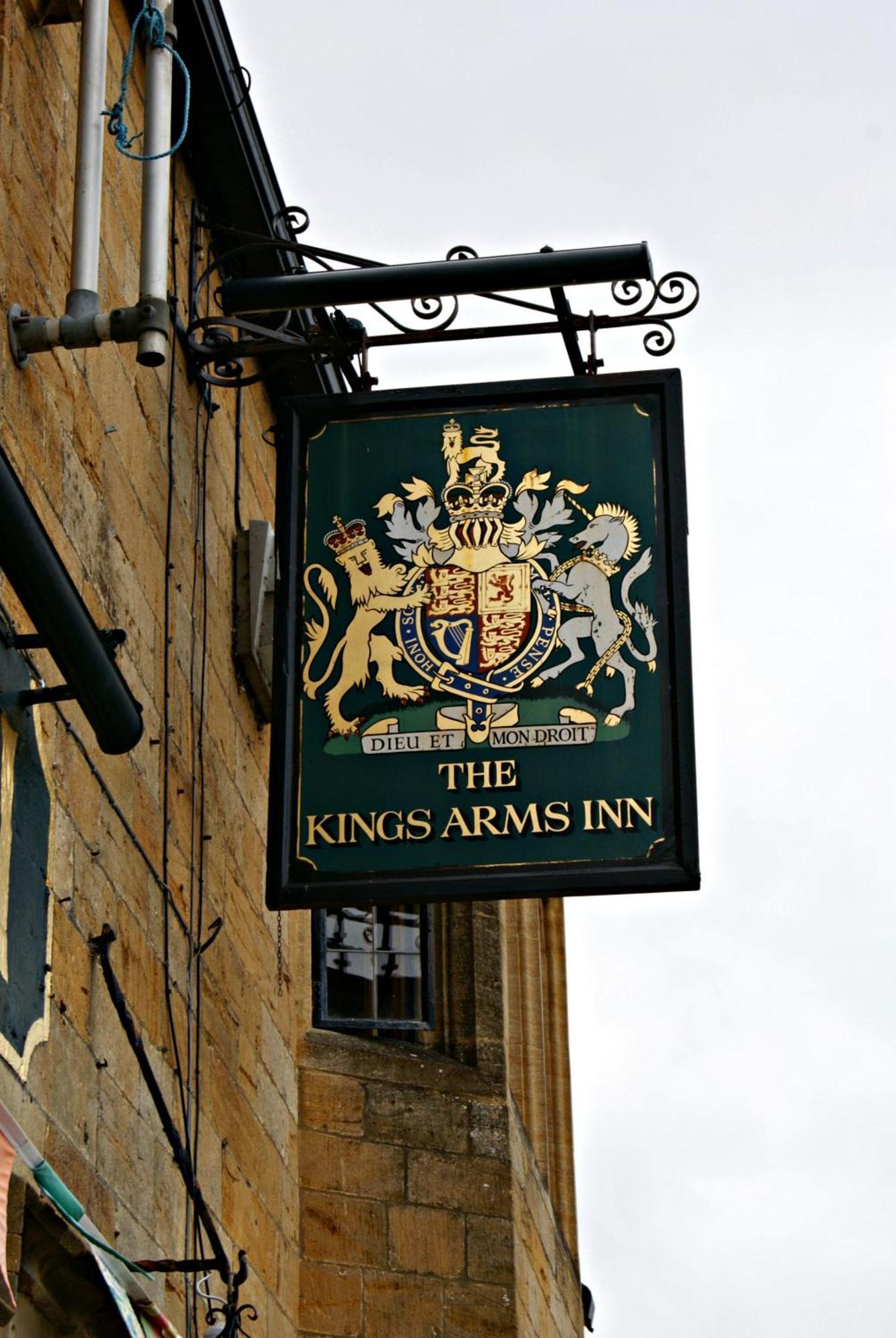 The Kings Arms Inn Montacute Dış mekan fotoğraf